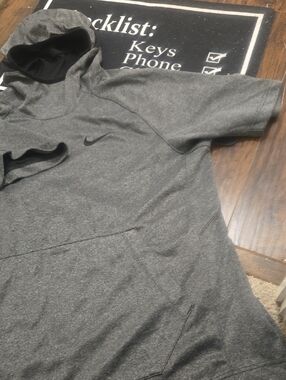 Nike Heather Gray Short Sleeve Dri-FIT Top with Black Swoosh